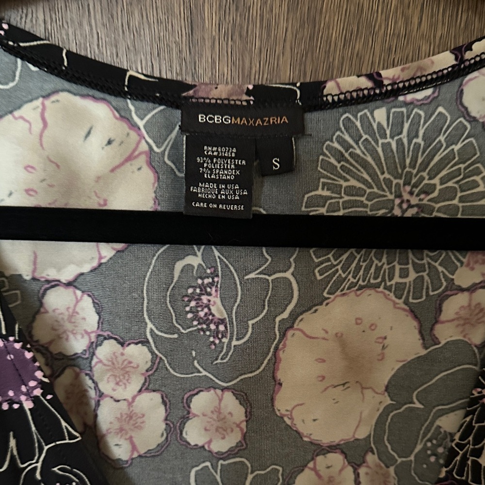 BCBGMaxAzria Gray and Pink Floral Top
